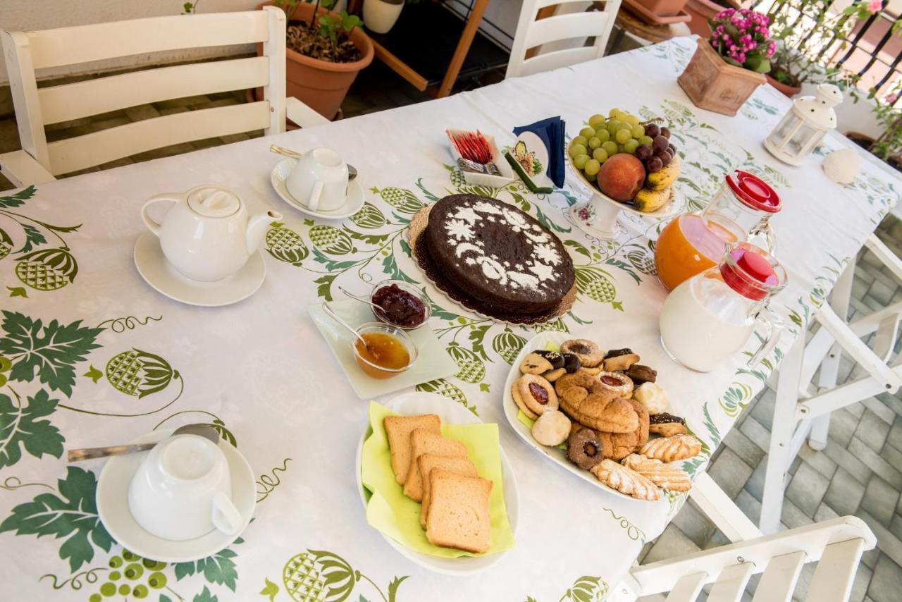 Bed and Breakfast La Castellese Ачі-Кастелло Екстер'єр фото