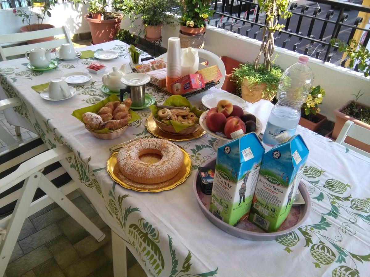 Bed and Breakfast La Castellese Ачі-Кастелло Екстер'єр фото